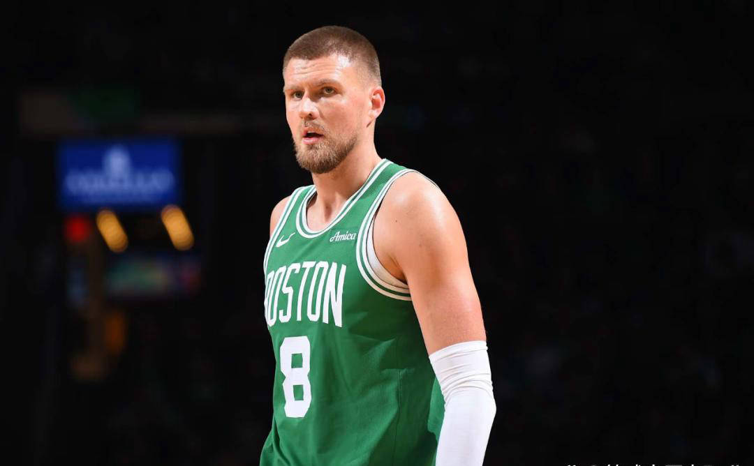 包含波尔津吉斯，全明星入选，掘金！的词条